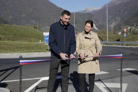 Obvoznico Tolmin danes uradno predali namenu